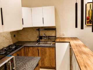 F-10 Modern Studio Apartment - 8