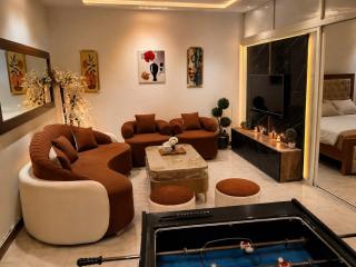 F-10 Modern Studio Apartment - 4