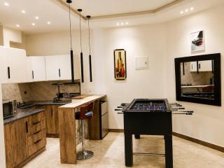 F-10 Modern Studio Apartment - 3
