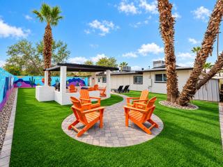 8BR Mesa Retreat with Private Pool & Arcade, Sleeps 18 - Mesa - 9