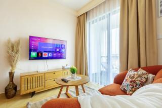 Executive studio near the Airport with free gym and pool - 9