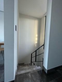 Unique PH with Ocean View and Jacuzzi 3Bed 4Bath - 8