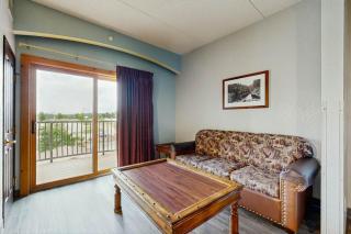 Chula Vista Condo 2346 - 8