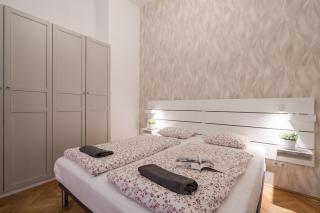Castle Hill Loft - 6