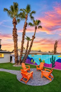 8BR Mesa Retreat with Private Pool & Arcade, Sleeps 18 - Mesa - 3