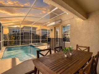 5BR Vacation Home with Private Pool and Jacuzzi - 4