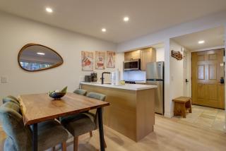 Walk to Mammoth Village: Chic Mountain Suite 101 - 8