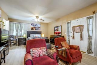 Charming Stone Mountain Studio: Deck & No Steps - 0