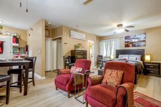 Charming Stone Mountain Studio: Deck & No Steps - 3