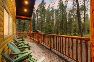 Barratt Lodge - Firepit - 8