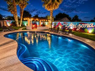 8BR Mesa Retreat with Private Pool & Arcade, Sleeps 18 - Mesa - 1