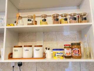 2BR TOWN APT NEAR VILLAGE SUPERMKT, RESTURANTs, HOSPTL - 7