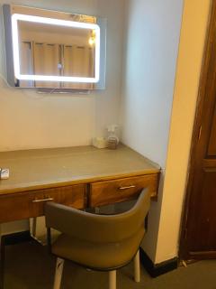 2BR TOWN APT NEAR VILLAGE SUPERMKT, RESTURANTs, HOSPTL - 1