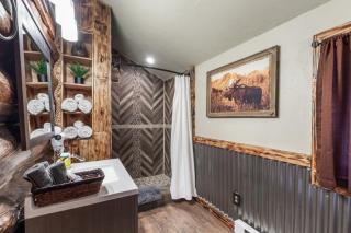 Rustic Moose-Private Pond - 4