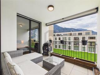 !New! 120m2 Home away from home - Designer Flat with Parking, Alpine View and Home office - 3