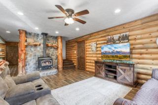 Aspen Pond Ret-Private Pond - 8