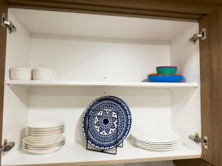 2BR Private Suite, Northwest Calgary - 7