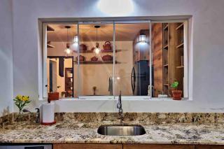 Casa Pacheco - Luxury 2BR/2BA w/ Jacuzzi - Walk to Beach & Castle - 3