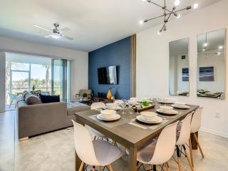 Amazing 2BR condo with 2 Clubhouses & Private Game Room - 0