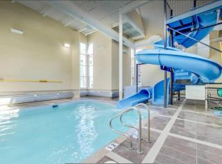 Cozy One Bedroom Condo with Indoor Pool and HotTub - 8