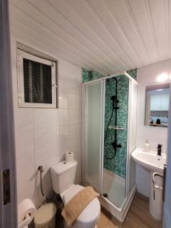 HELEN STUDIOS Ground Floor Studio - 1