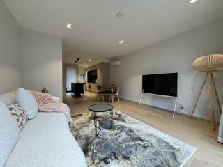 Tiaki Apartment with City View - 4