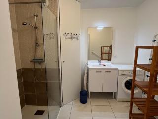 Appartement 2P avec Jardin, Proche Golfe du Morbihan et Commerces, Parking Inclus - 4