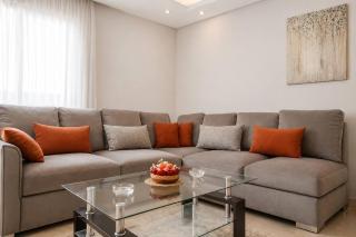 Elegant Apt with Terrace Racine Twin Center - 7