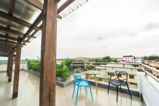 Studio /Pool/ GYM / airport view/ rooftop - 5