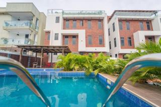 Studio/Swimming Pool/ Near airport/ Wi- Fi - 6