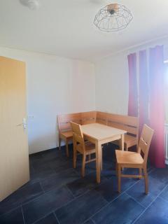 Apartment mit Balkon - Schwanstetten im Fränkischen Seenland - 8