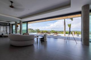 Tropical Infinity Pool Penthouse - 9