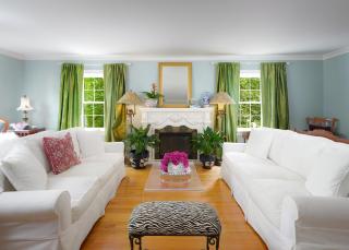 Colonial Gardens B & B - 9
