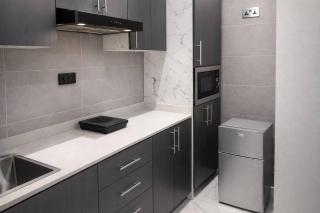 Gym/Pool/1BR/Plant/WiFI - 4