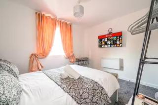 F2TH - Stylish Treehouse Flat in Batley - 3