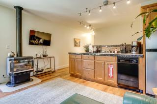 < 3 Mi to Lake Tahoe: Incline Village Condo! - 4
