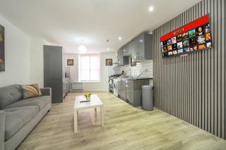 F2NG - Stylish Home in West Yorkshire - 9