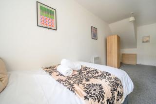 F2NG - Stylish Home in West Yorkshire - 5