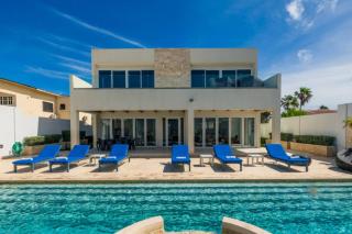 LUX 2BR Pool 5mins Beach Villa Ocean by Bocobay - 0