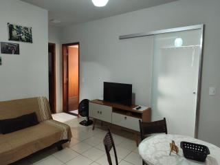 Ap com ar-condicionado na sala no Alto Umuarama, próximo ao Aeroporto e UFU - 1