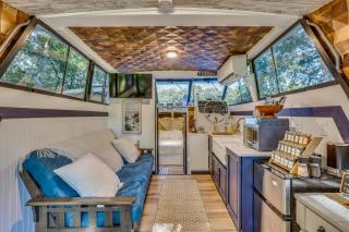 Hot Tub! Waverly Riverfront Converted Boat Cabin - 5