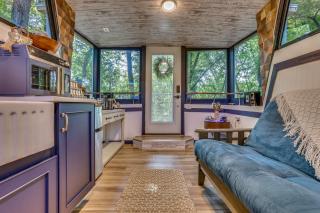 Hot Tub! Waverly Riverfront Converted Boat Cabin - 4