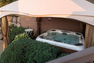 Paragliding Paradise-Hot Tub - 7