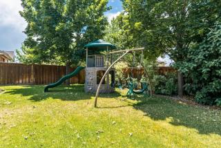 Peakview Paradise-Yard-Massage - 5