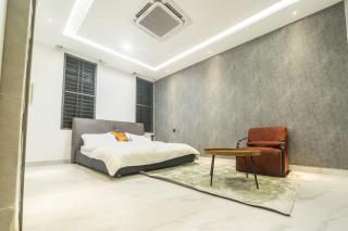 Studio / Swimming pool/airport view /Central - 0