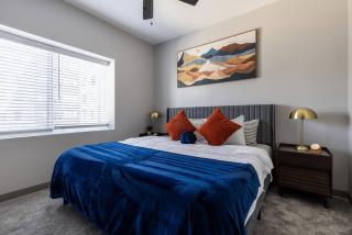 Walkable Cleveland Apt - King Bed, Gym, Parking - 2