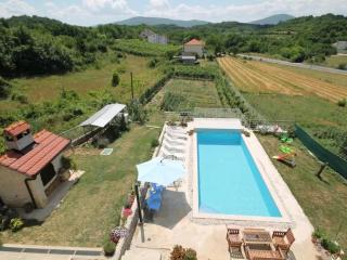 Family friendly house with a swimming pool Sinj, Zagora - 27967 - 7