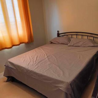 Serene Condo Retreat in Cebu City with Shared Pool - 5