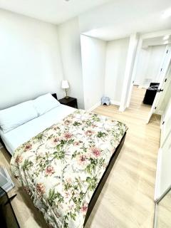 The Evening Mist 2BR Basement House - Whitby - 7