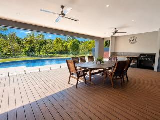 Blumberg Mews - Stunning Adelaide Hills Retreat Near Barossa - sleeps 12 - 3